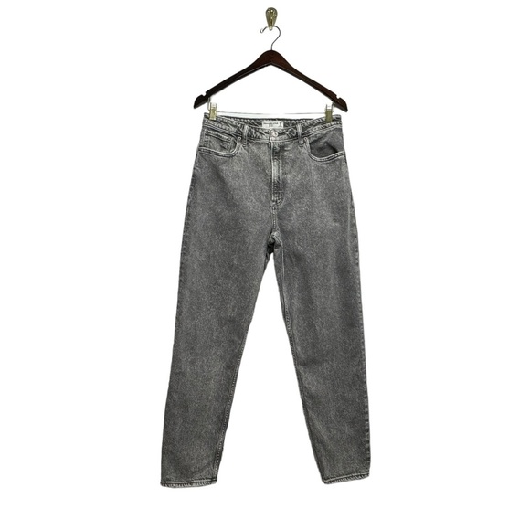 Abercrombie & Fitch Gray Straight Leg Jeans - Picture 4 of 12